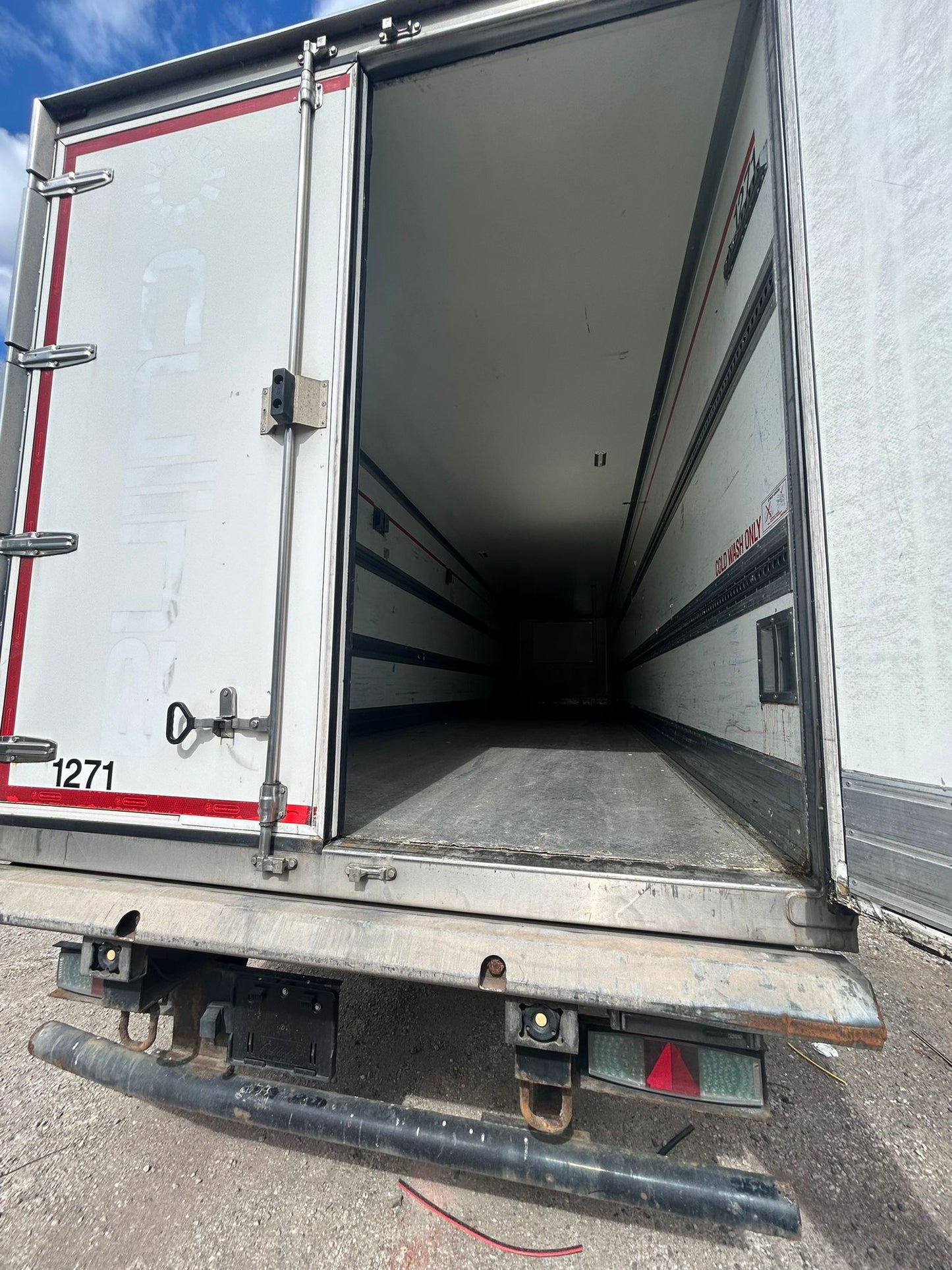 2015 Motracron Box Van Semi-trailer Trailer Hire
