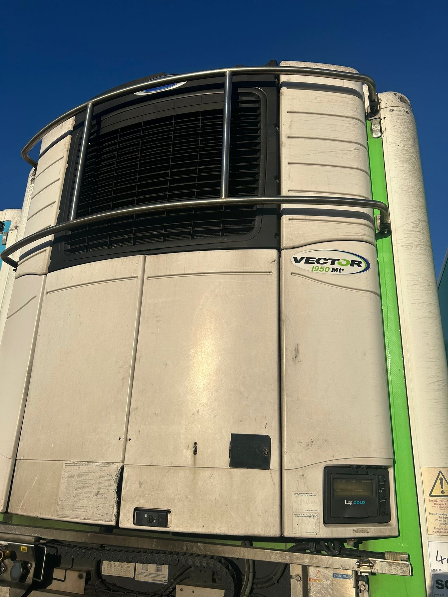 Carrier Vector 1950mt & 1950