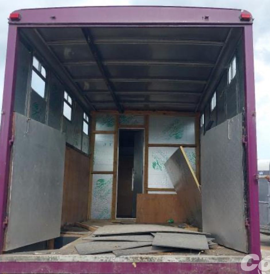 Volvo Flc 1998 Horse Box