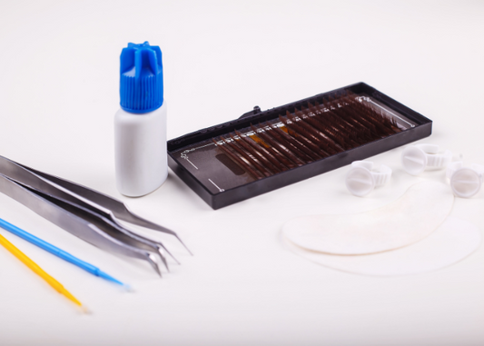 CONS OF EYELASH EXTENSIONS - sishops.com blog eyelash extensions