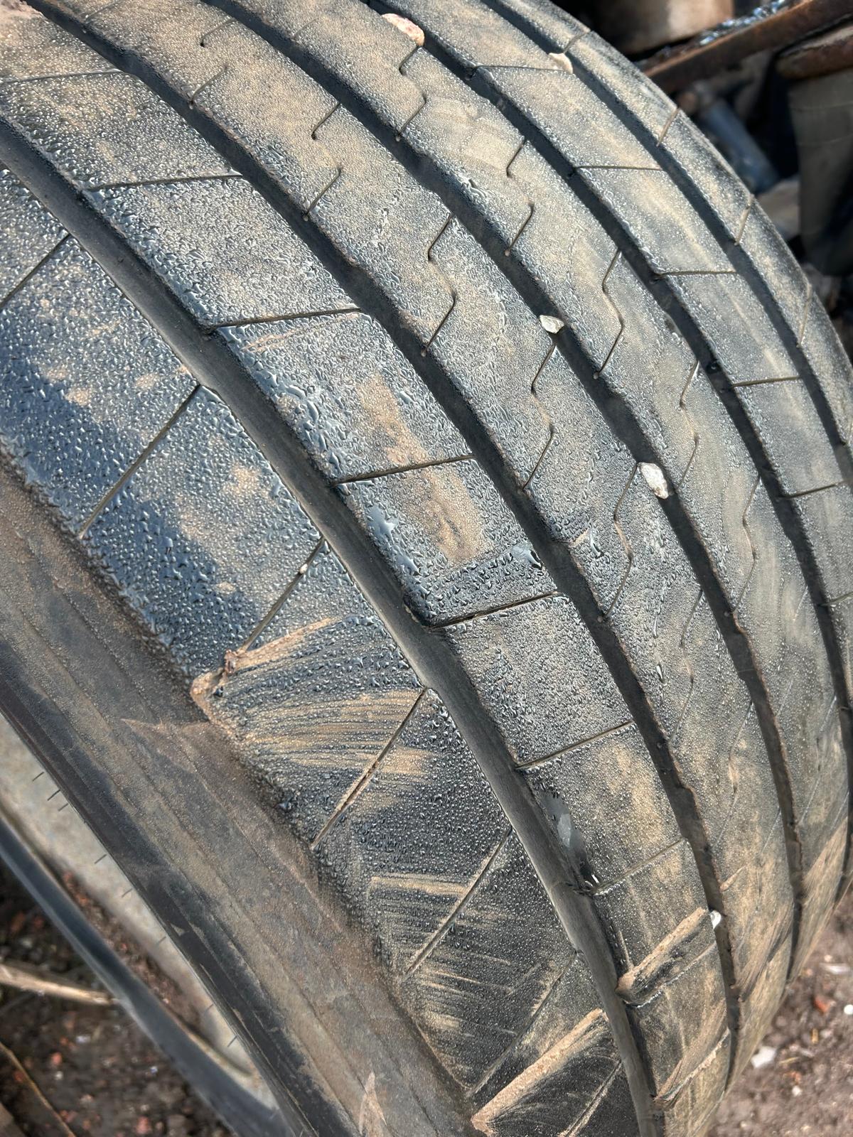 HGV Tyre 445 45 R19.5 Tyres With Rims Trailer Tyres Semi - Trailer tyres