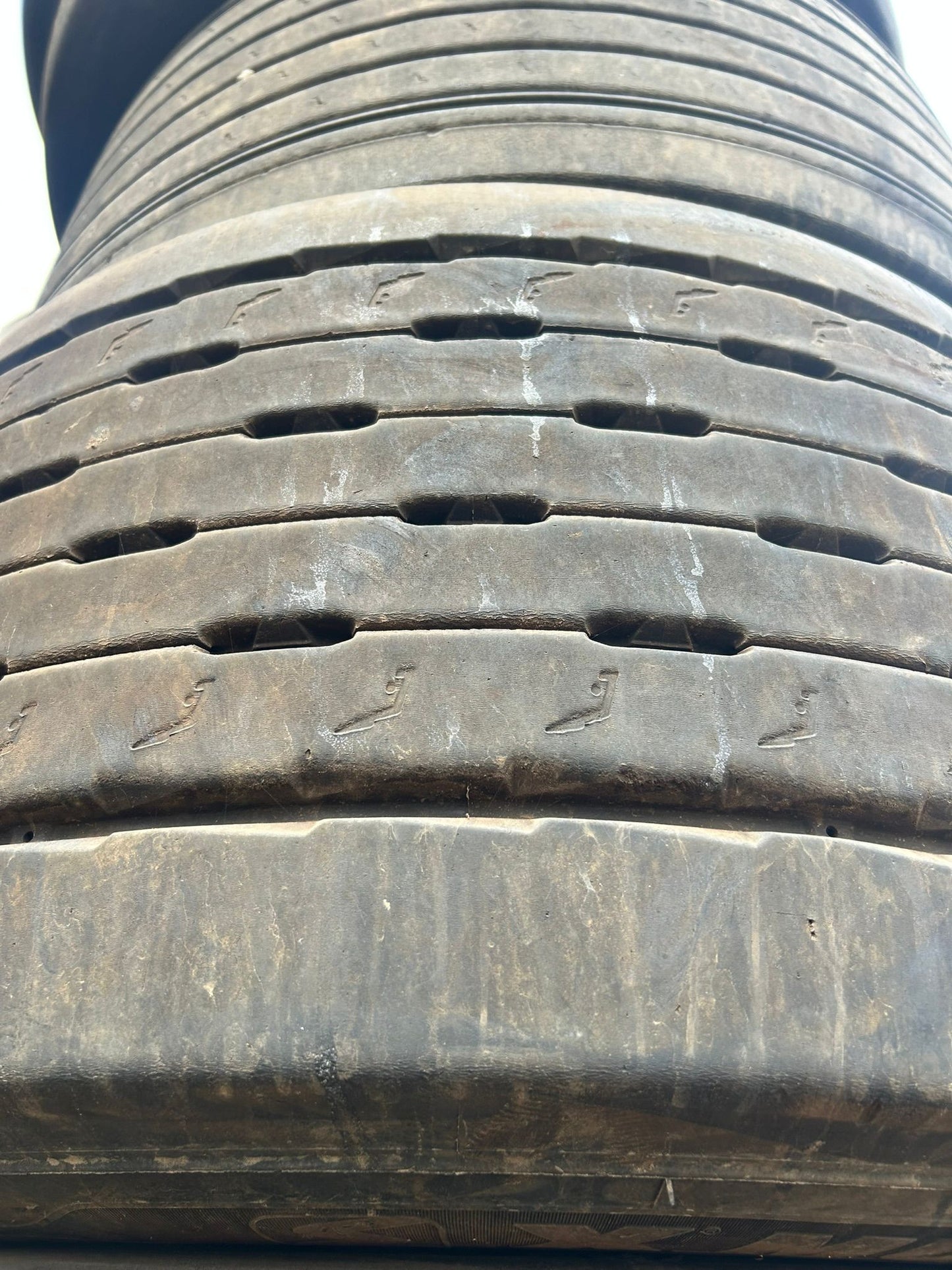 HGV Tyre 445 45 R19.5 Tyres With Rims Trailer Tyres Semi - Trailer tyres