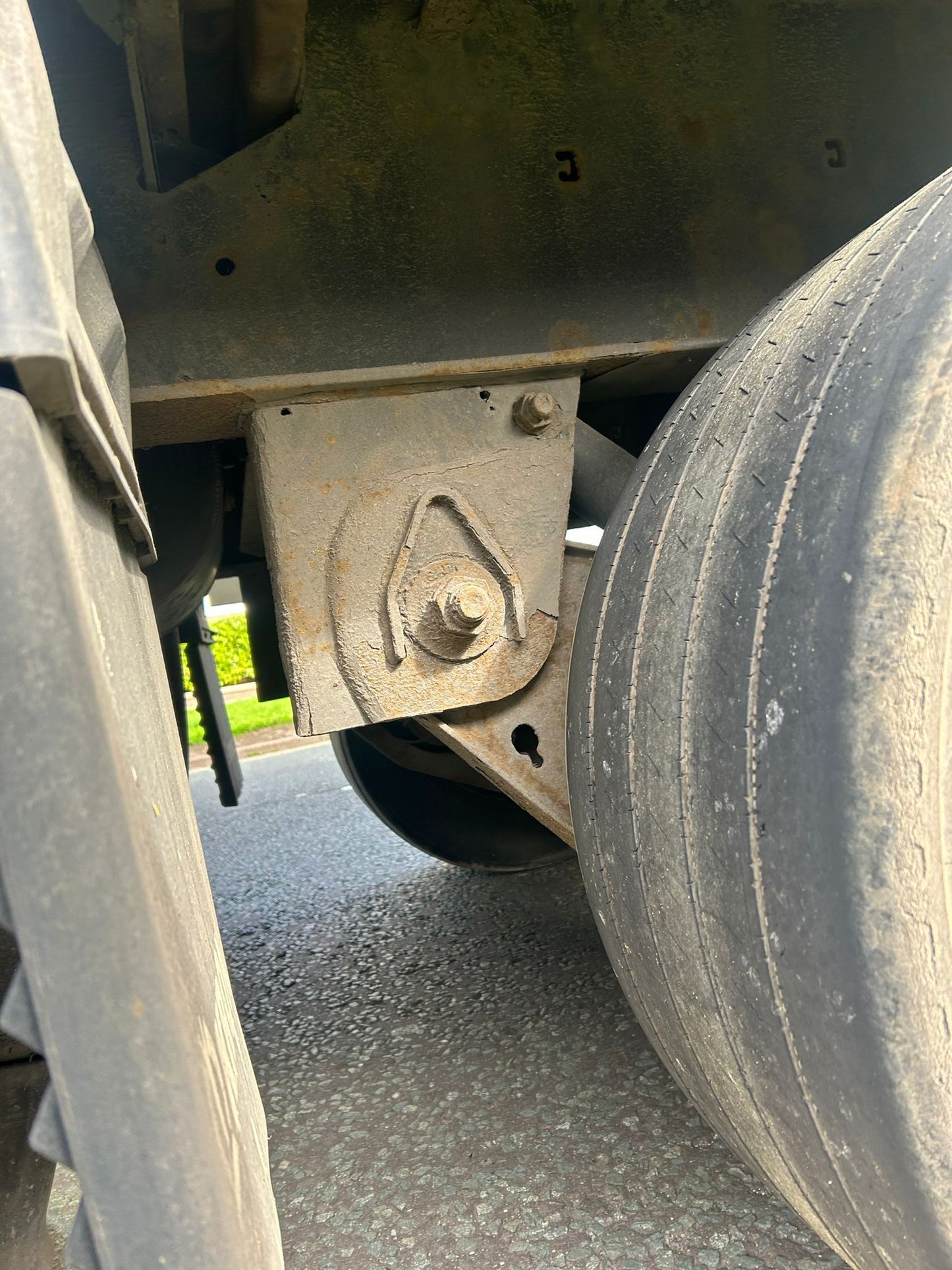 Krone Euroliner MEGA Curtainsider Trailer 2012 Saf Disc Axles Can Cut In Flat