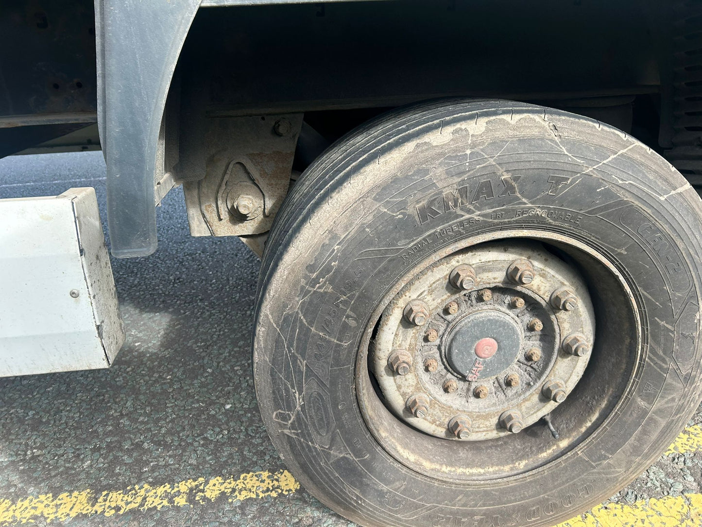 Krone Euroliner MEGA Curtainsider Trailer 2012 Saf Disc Axles Can Cut In Flat