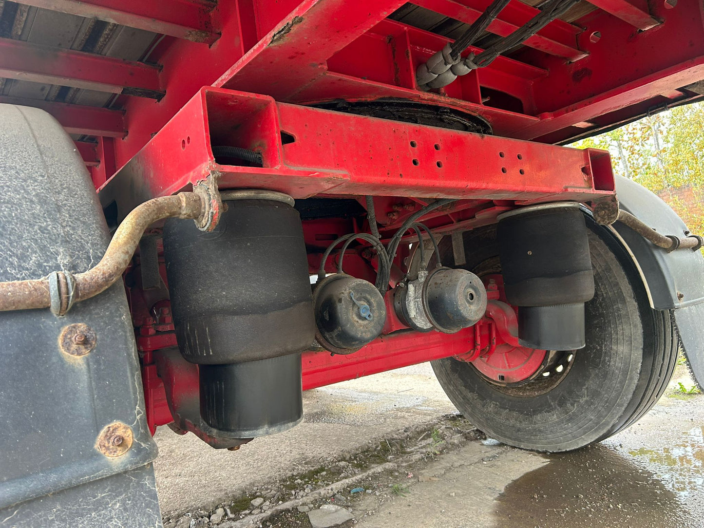 Sdc Curtainsider Trailer 50ft Long 4.45 High 3 Axle Trailer 2x steerable axles!