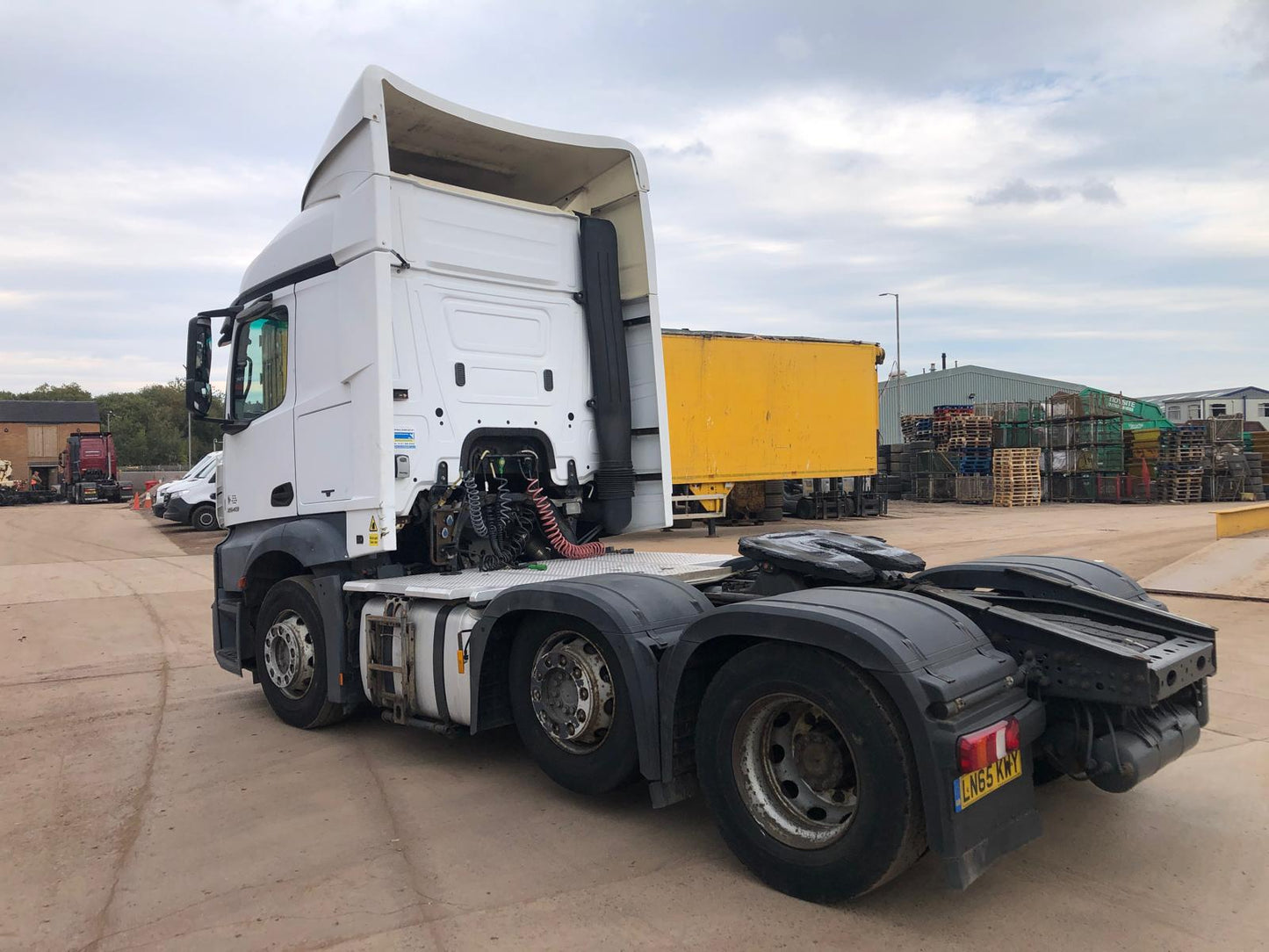 Mercedes-Benz Actros 2543 Right Hand 2015