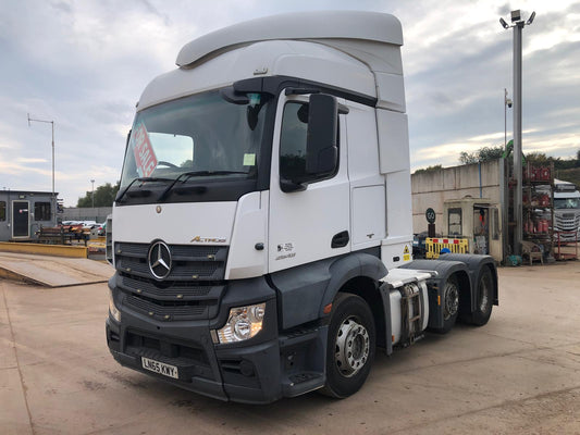 Mercedes-Benz Actros 2543 Right Hand 2015